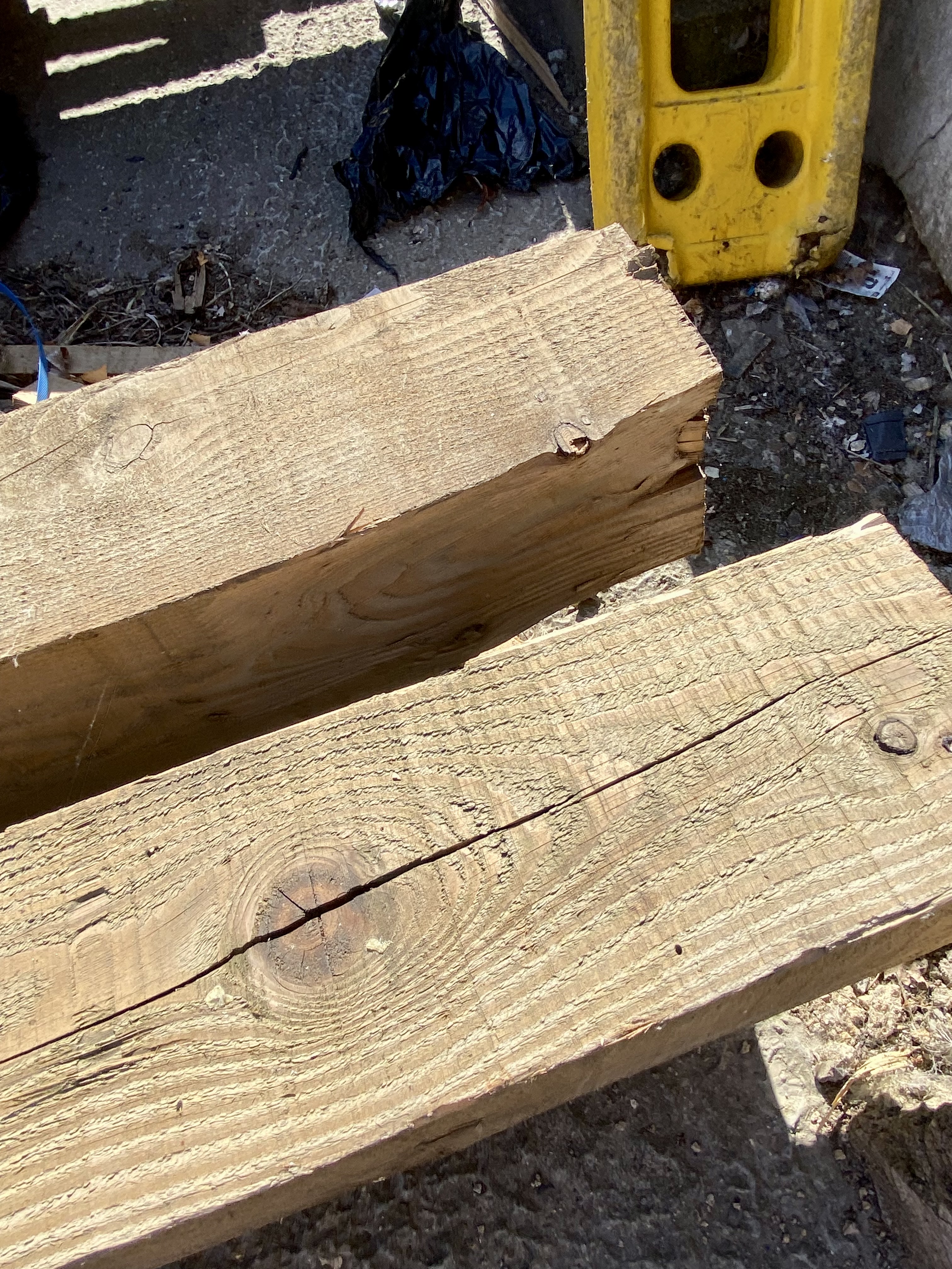 2x-3-6m-treated-timber-gate-posts-145mm-x-145mm-6x6-grade-b-rejects-extra-heavy-duty-extra-long-206-4