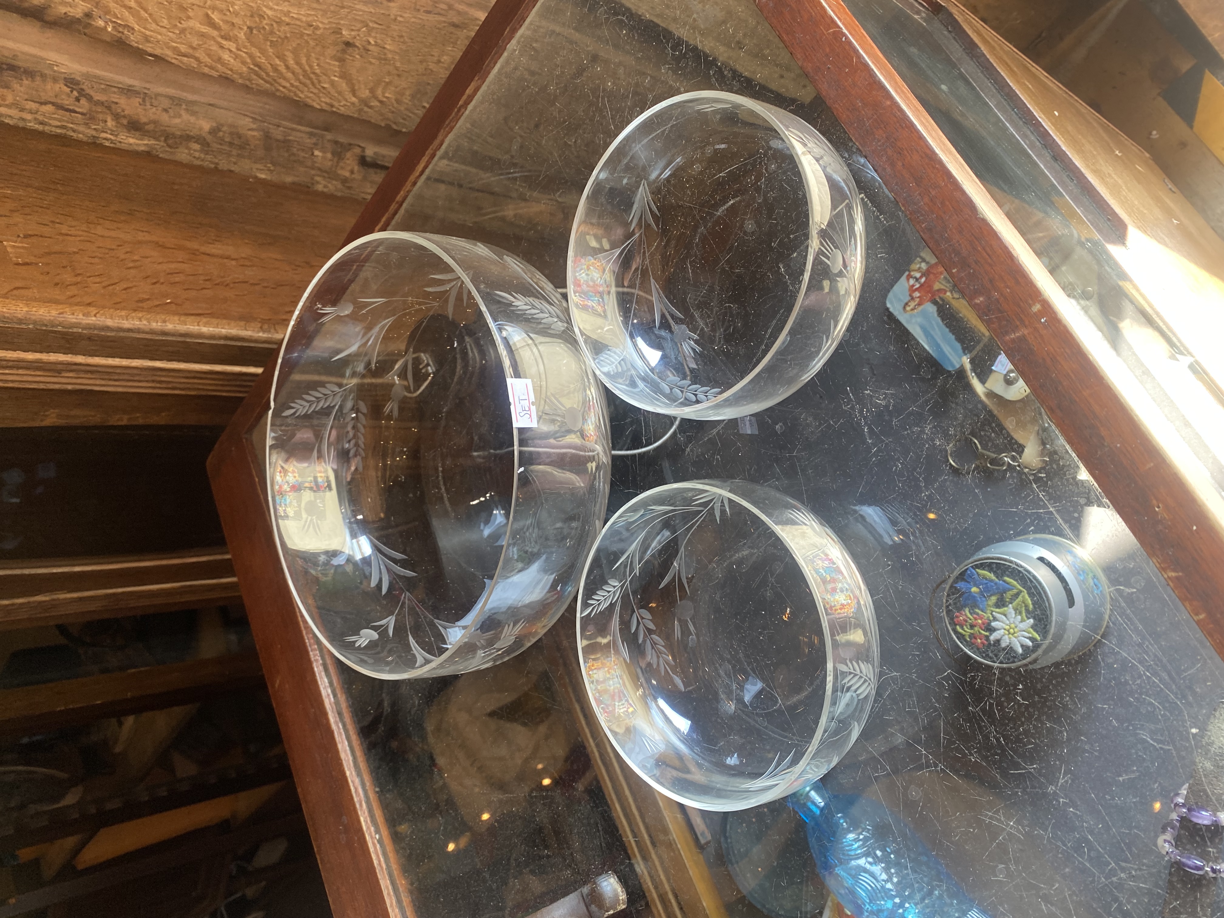 Lot 242: 3-Piece Vintage Glass Berry / Dessert Set – Wheel-Etched Wheat Pattern (A/F)