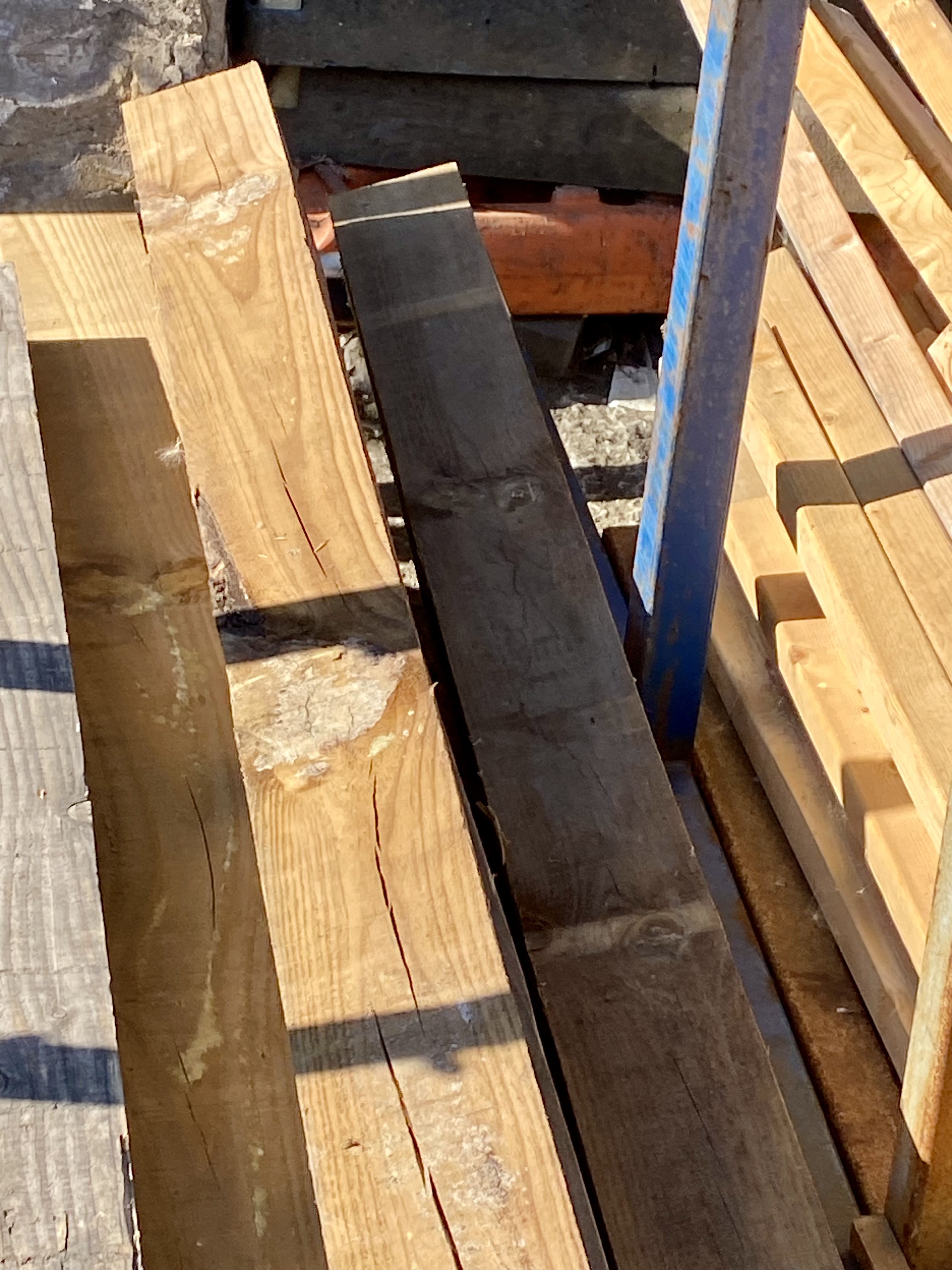 4x-3m-treated-timber-posts-120mm-x-120mm-5x5-grade-b-rejects-heavy-duty-fencing-landscaping-203-5