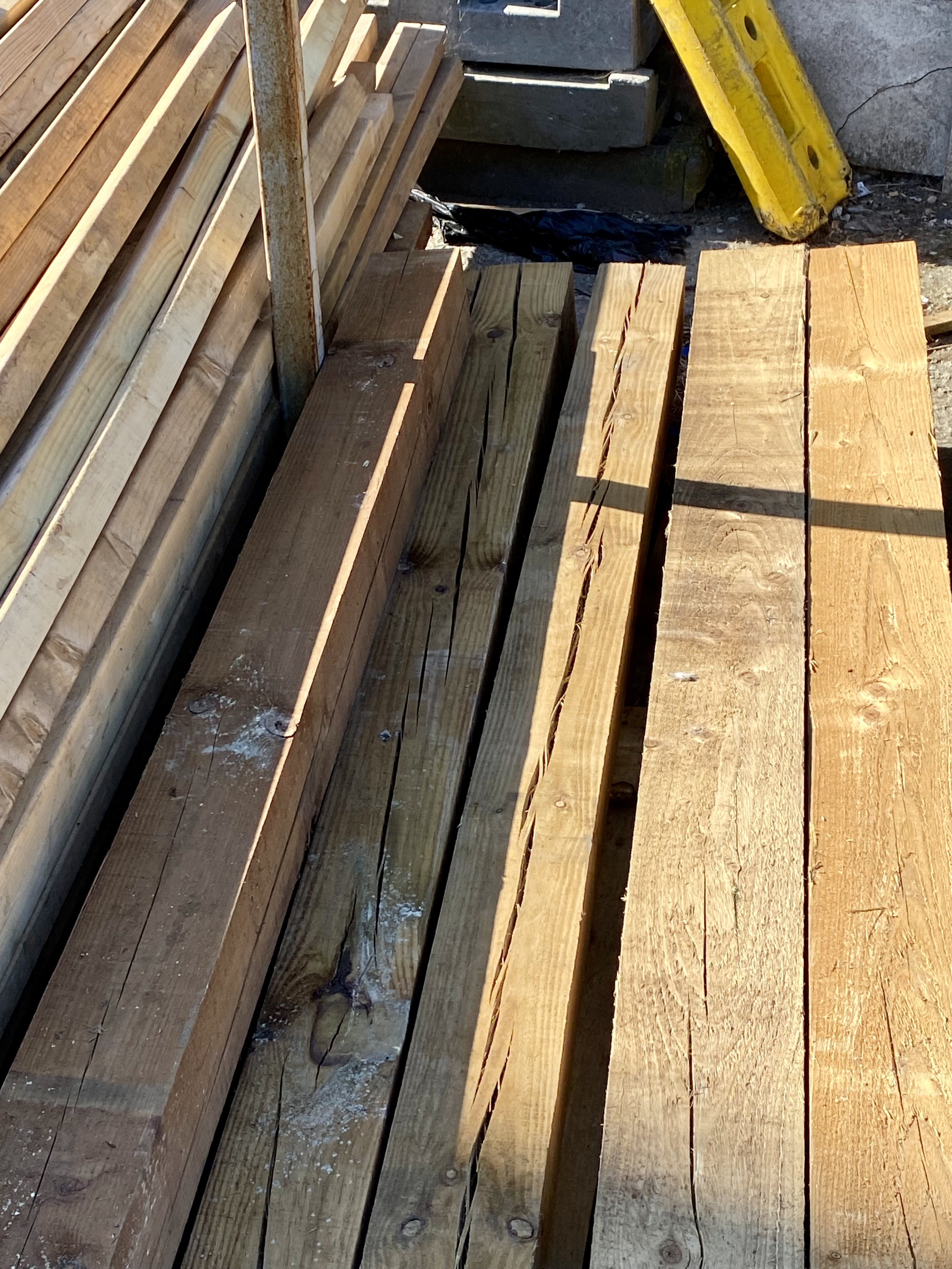 4x-treated-timber-posts-3x-3m-1x-2-7m-120mm-x-120mm-5x5-grade-b-rejects-heavy-duty-fencing-204-3