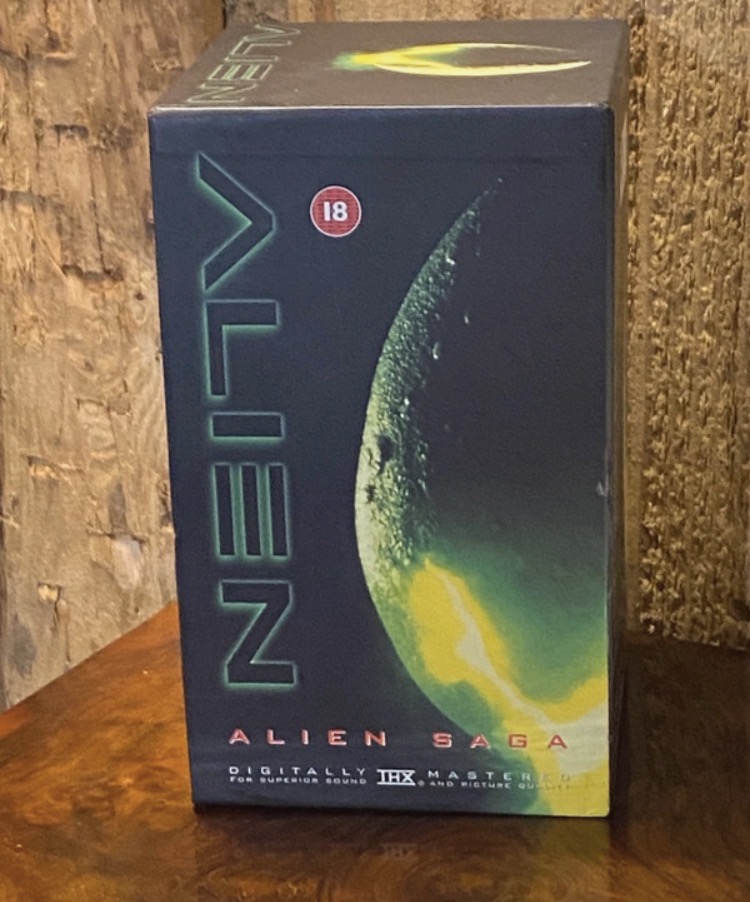 alien-saga-vhs-box-set-1997-remastered-thx-edition-146-3