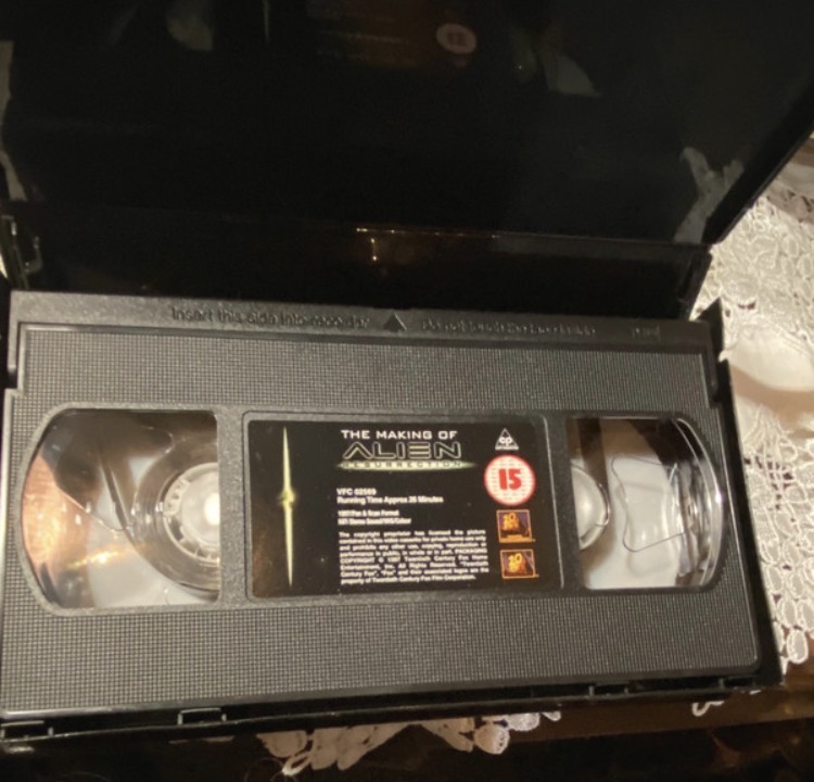 alien-saga-vhs-box-set-1997-remastered-thx-edition-146-5