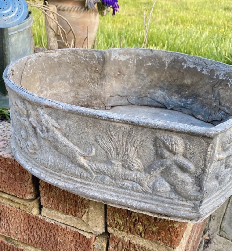 antique-heart-lead-planter-heavy-solid-lead-trough-cherub-dog-frieze-007-3