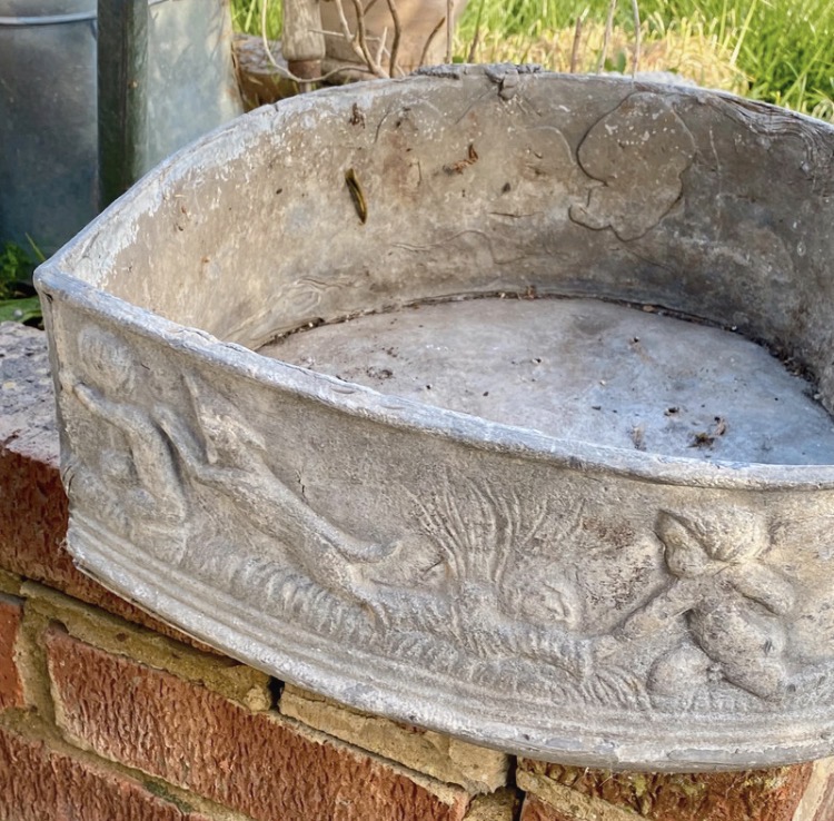 antique-heart-lead-planter-heavy-solid-lead-trough-cherub-dog-frieze-007-7
