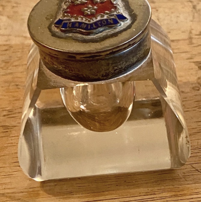 antique-victorian-silver-plate-glass-inkwell-hamilton-clan-crest-187-2