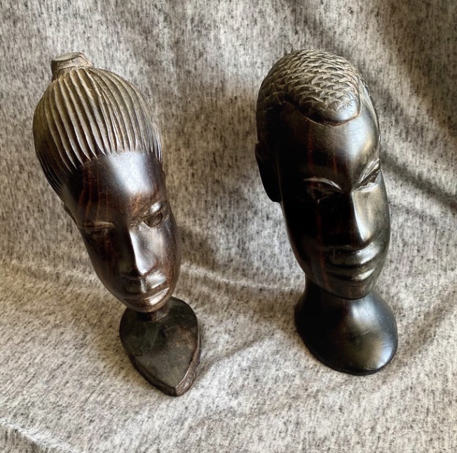 Lot 014: Beautiful Pair of Vintage Hand-Carved African Ebony Wood Busts