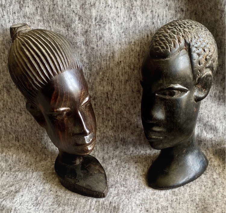 beautiful-pair-of-vintage-hand-carved-african-ebony-wood-busts-014-3