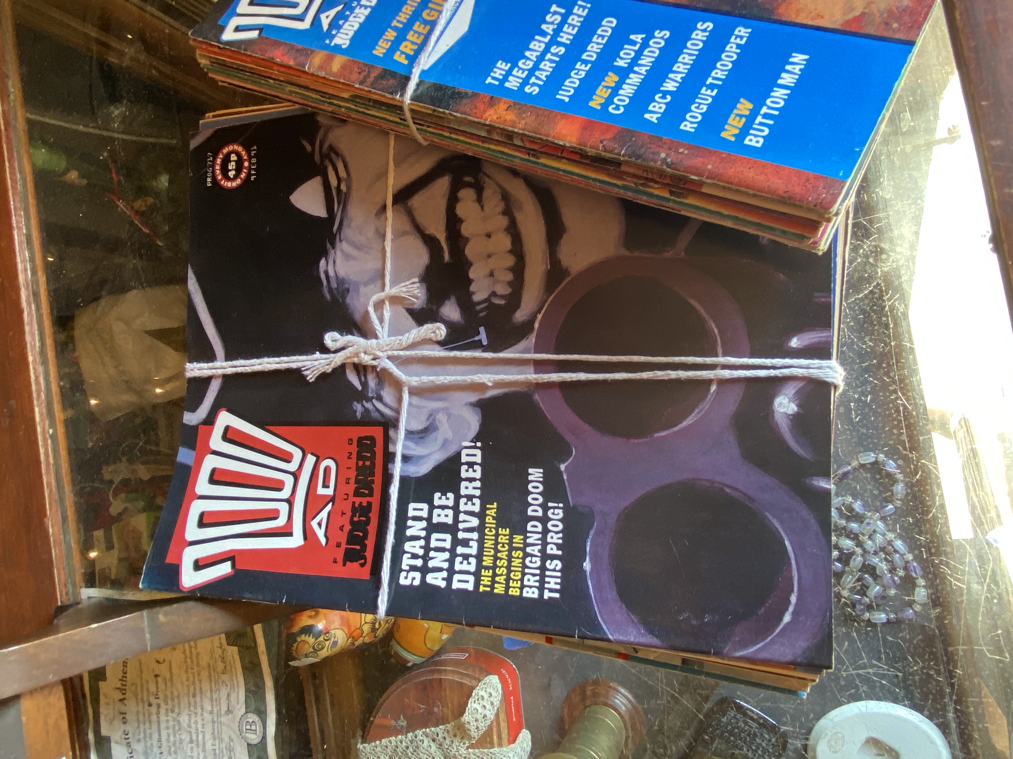 bundle-of-20x-2000-ad-vintage-british-comics-progs-1991-1993-inc-judge-dredd-prog-717-prog-780-230-2