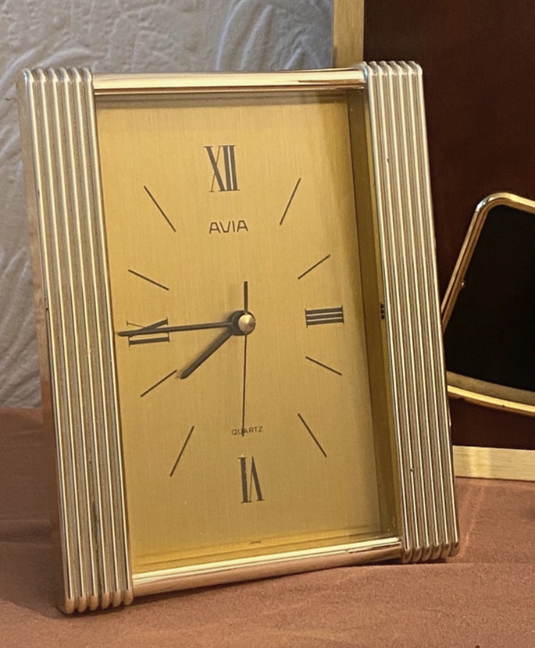 bundle-of-3-vintage-clocks-spares-or-repairs-upcycle-project-props-010-3