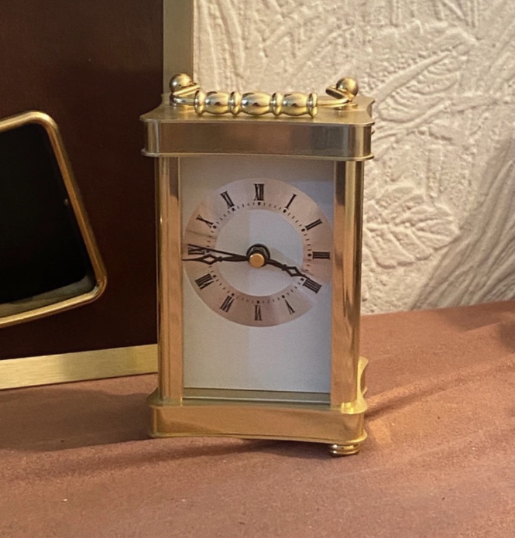 bundle-of-3-vintage-clocks-spares-or-repairs-upcycle-project-props-010-5