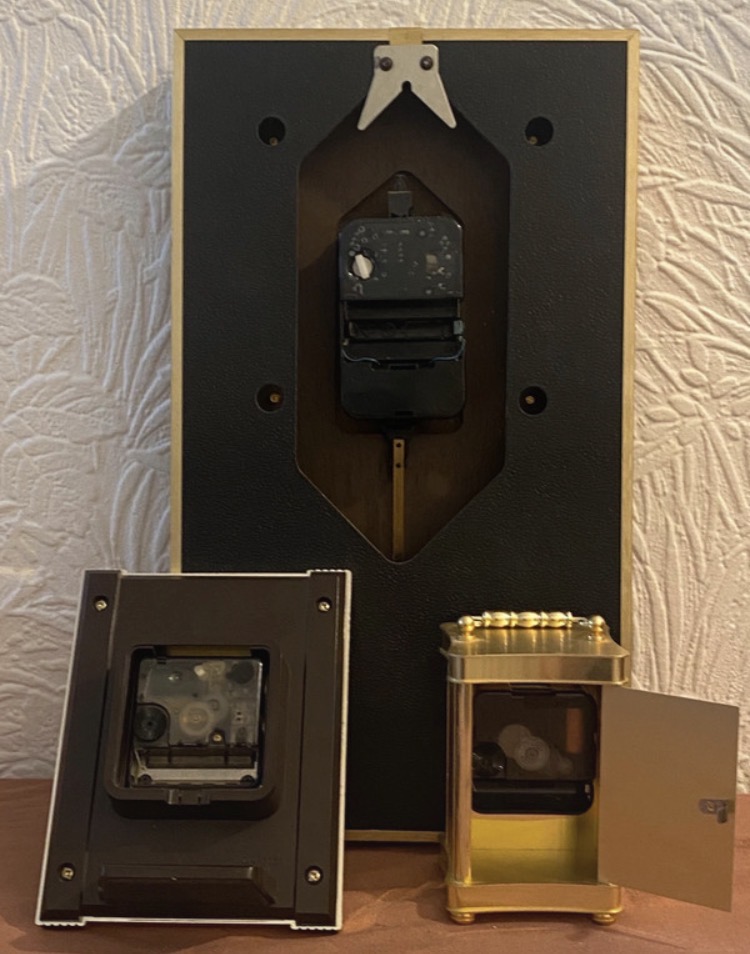 bundle-of-3-vintage-clocks-spares-or-repairs-upcycle-project-props-010-6