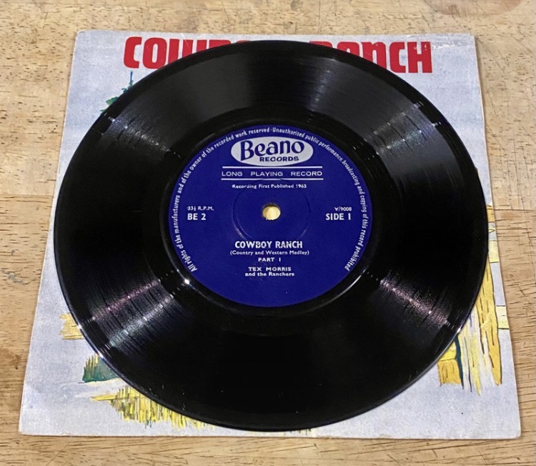 bundle-of-6-vintage-children-s-vinyl-records-7-eps-104-4