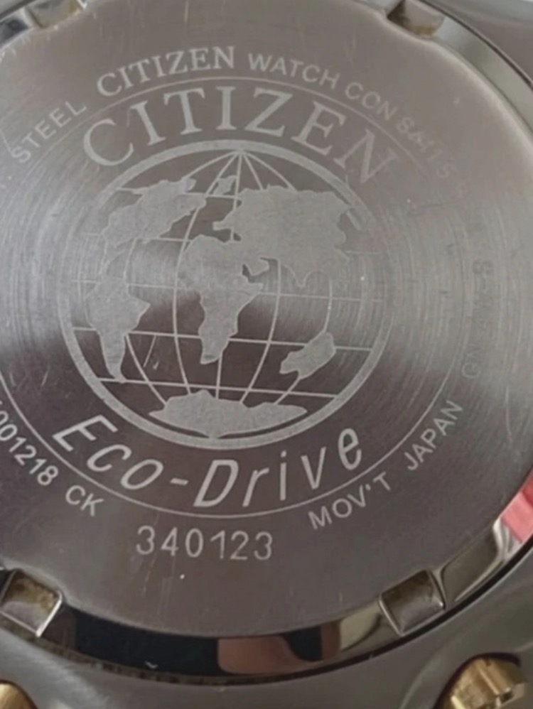 citizen-eco-drive-perpetual-calendar-watch-gold-tone-e811-078-4