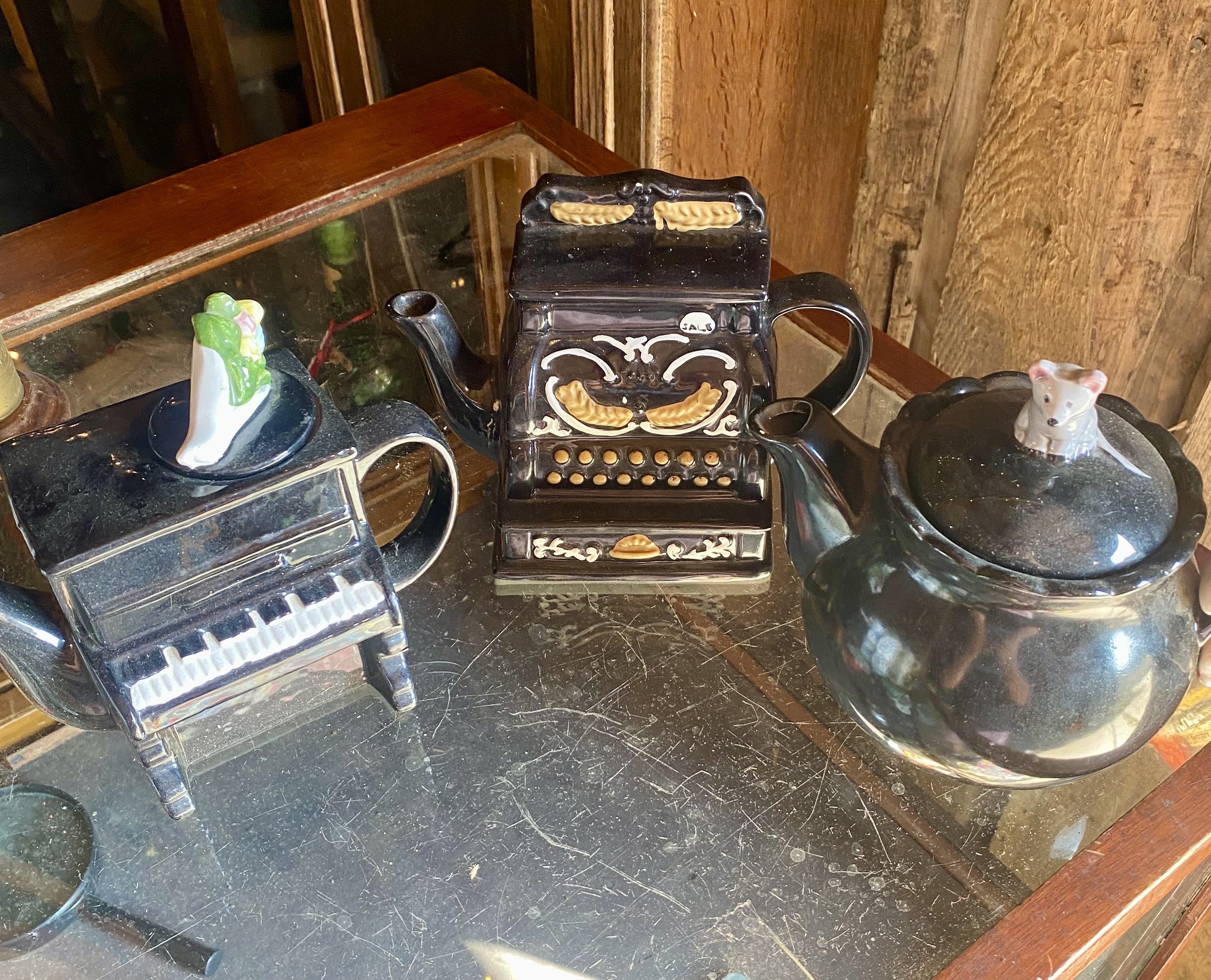 collection-of-3-vintage-black-ceramic-novelty-teapots-piano-cash-register-cat-mouse-251-5