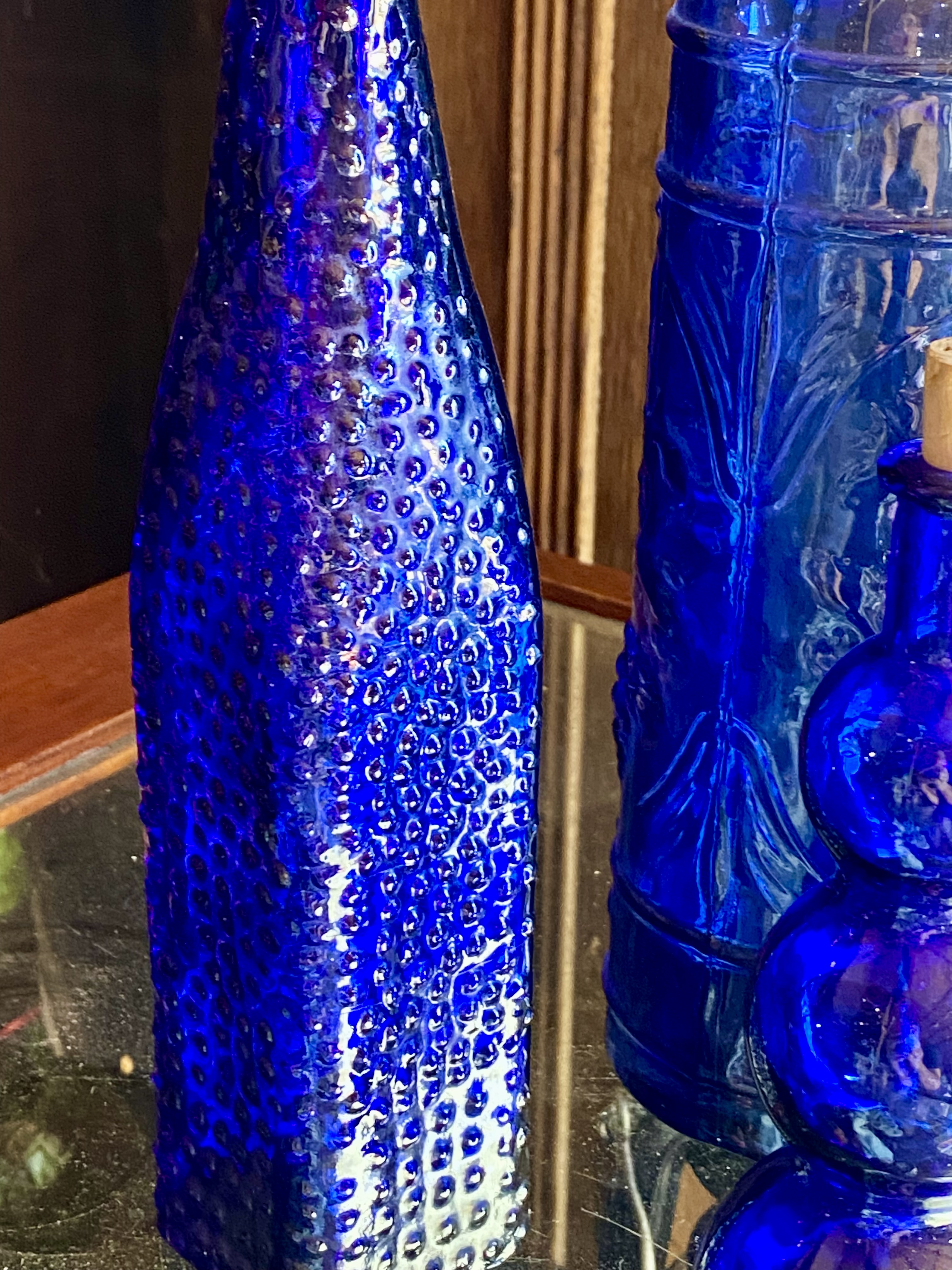 collection-of-5-vintage-cobalt-blue-decorative-glass-bottles-with-corks-20cm-30cm-219-4