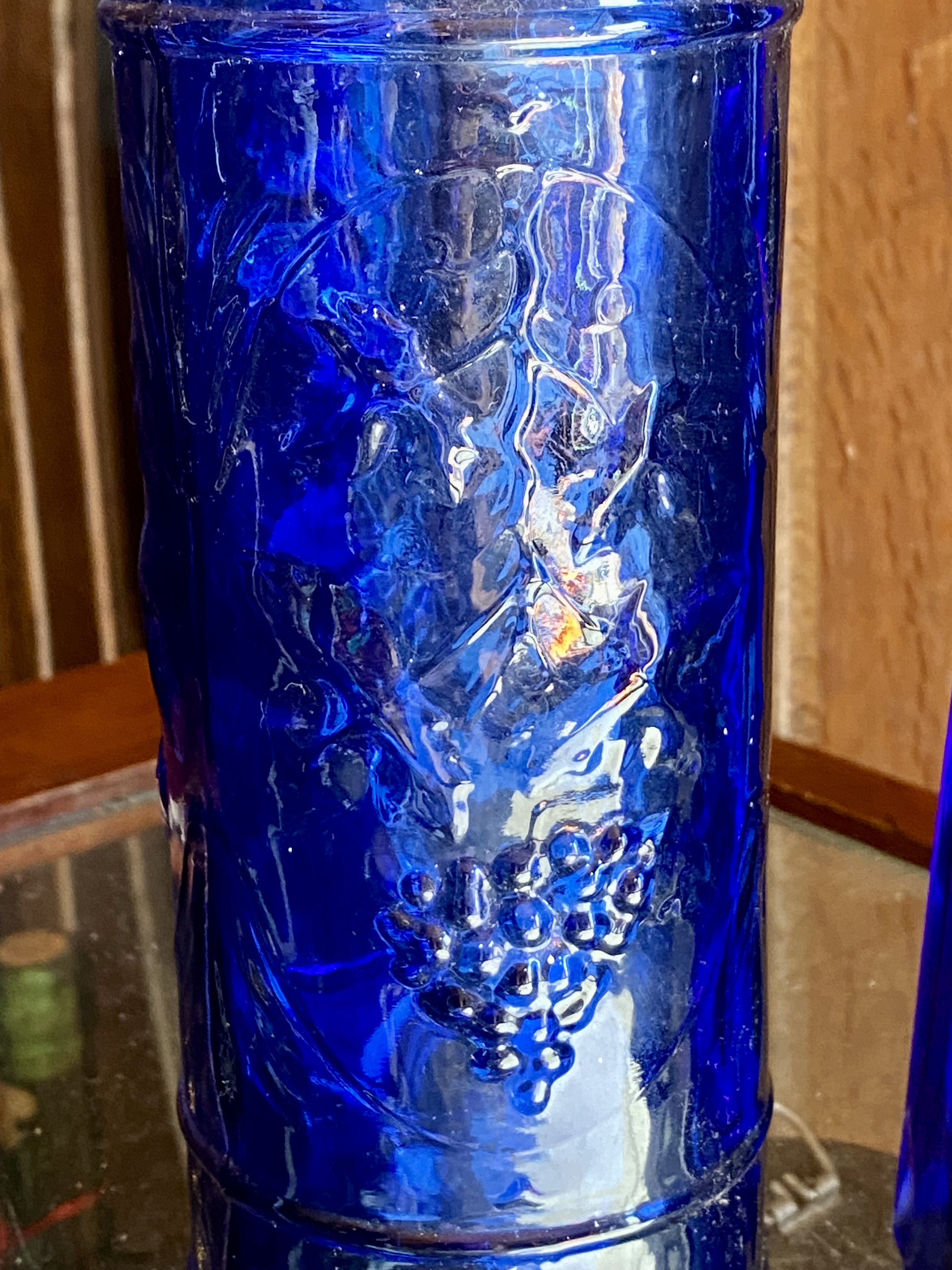 collection-of-5-vintage-cobalt-blue-decorative-glass-bottles-with-corks-20cm-30cm-219-6