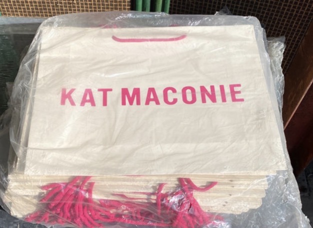 full-pack-of-50-x-authentic-kat-maconie-designer-paper-bags-009-3