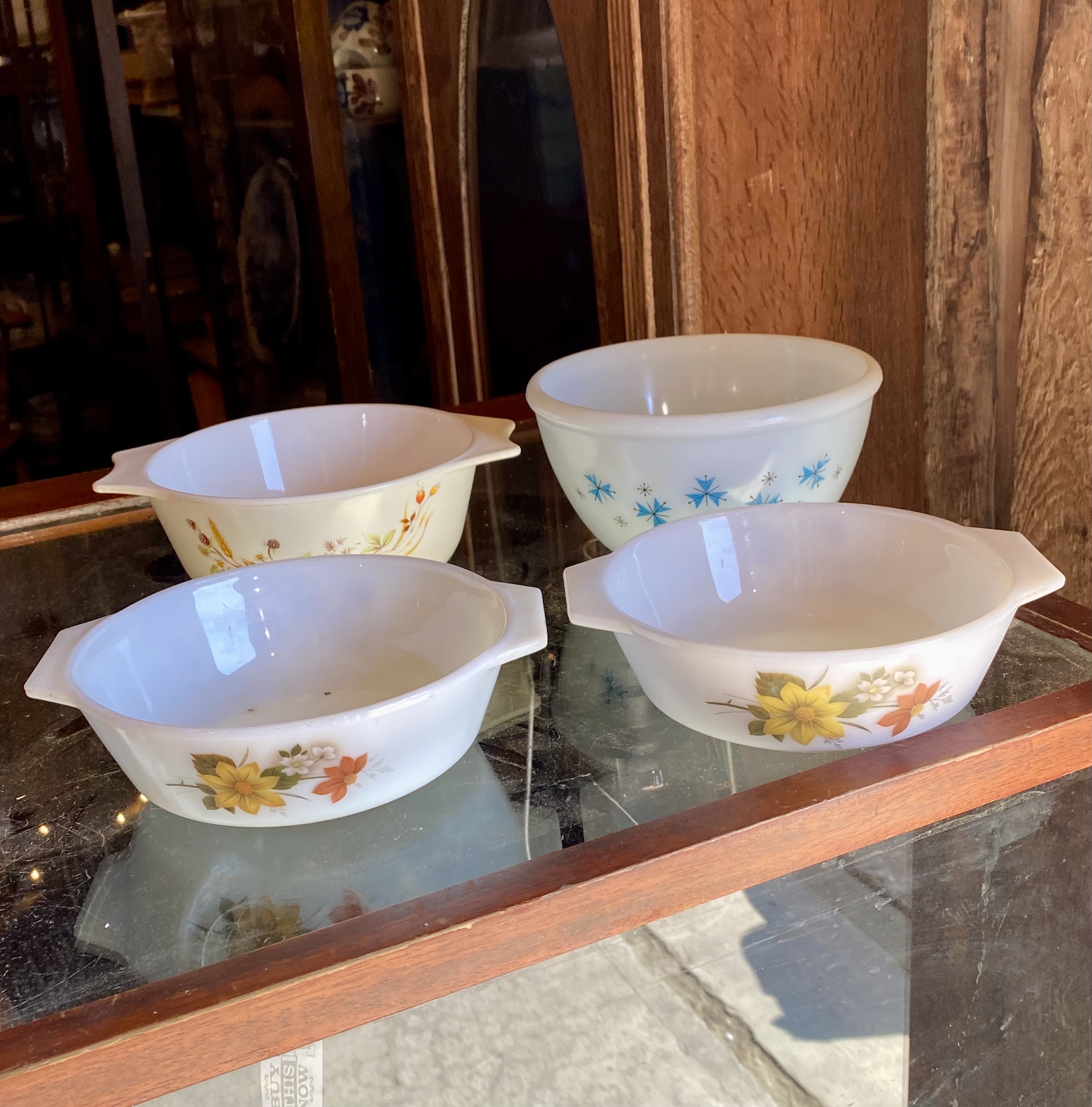 Lot 216: Job Lot 4x Vintage British Opal Glass Bowls - JAJ Pyrex & Phoenix Opalware (1960s-80s)