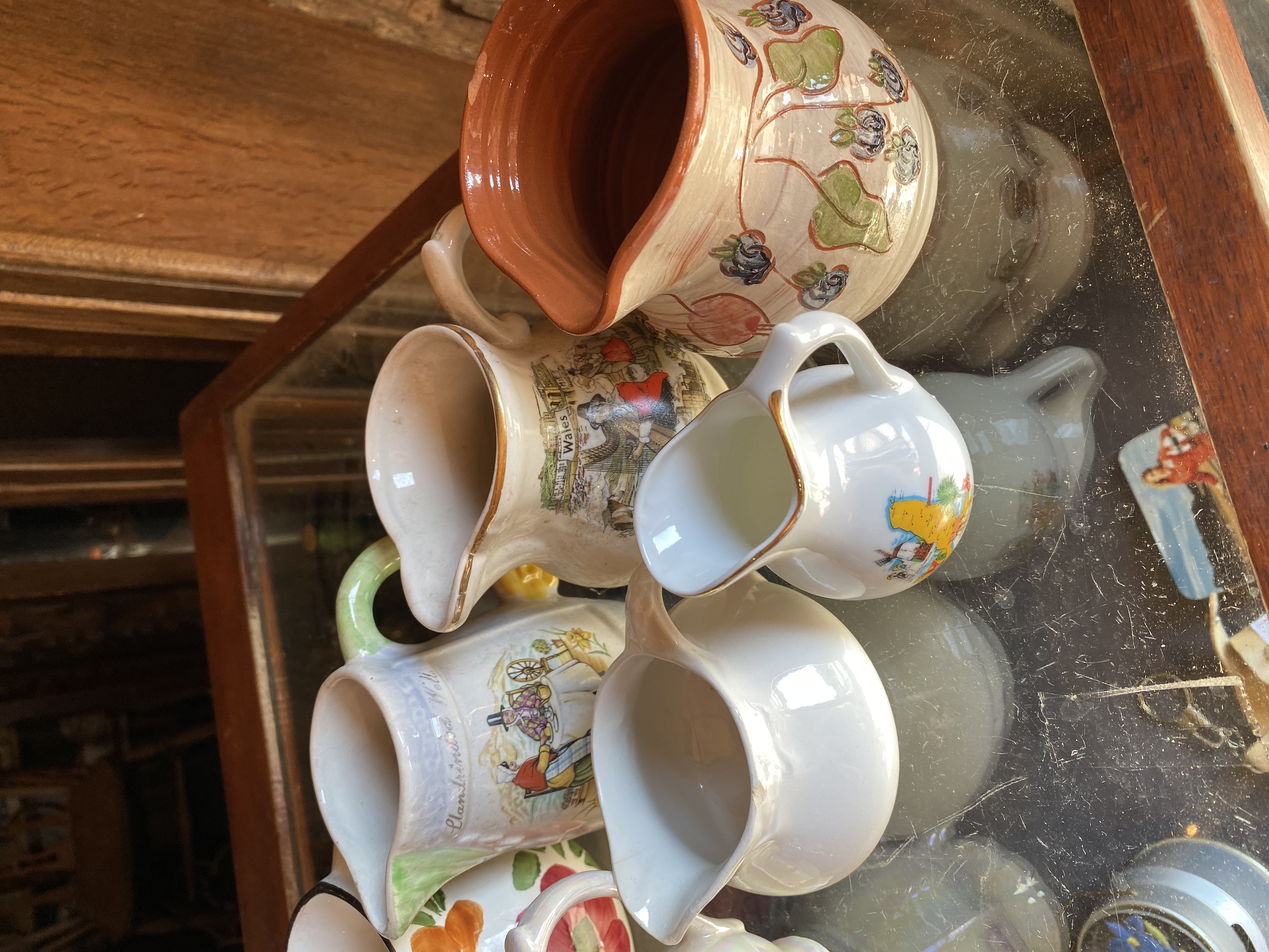 job-lot-of-9-vintage-ceramic-cream-jugs-souvenir-pitchers-welsh-tourist-ware-lustreware-commemorative-pottery-229-4