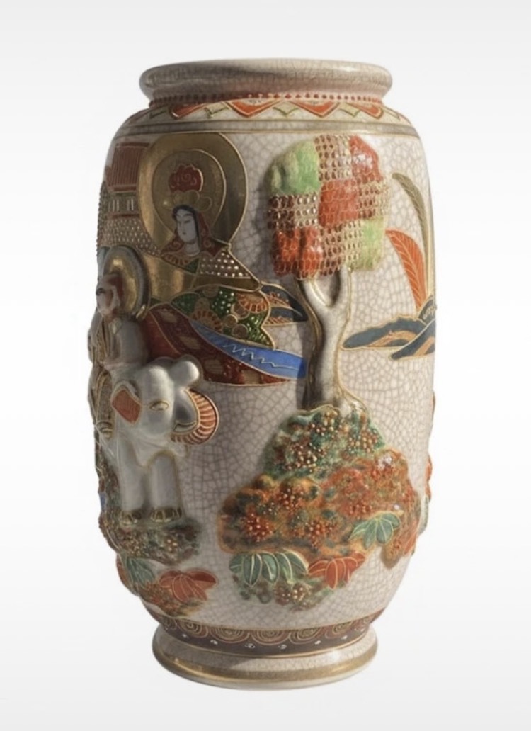 large-antique-japanese-satsuma-moriage-vase-33cm-immortals-elephant-093-3