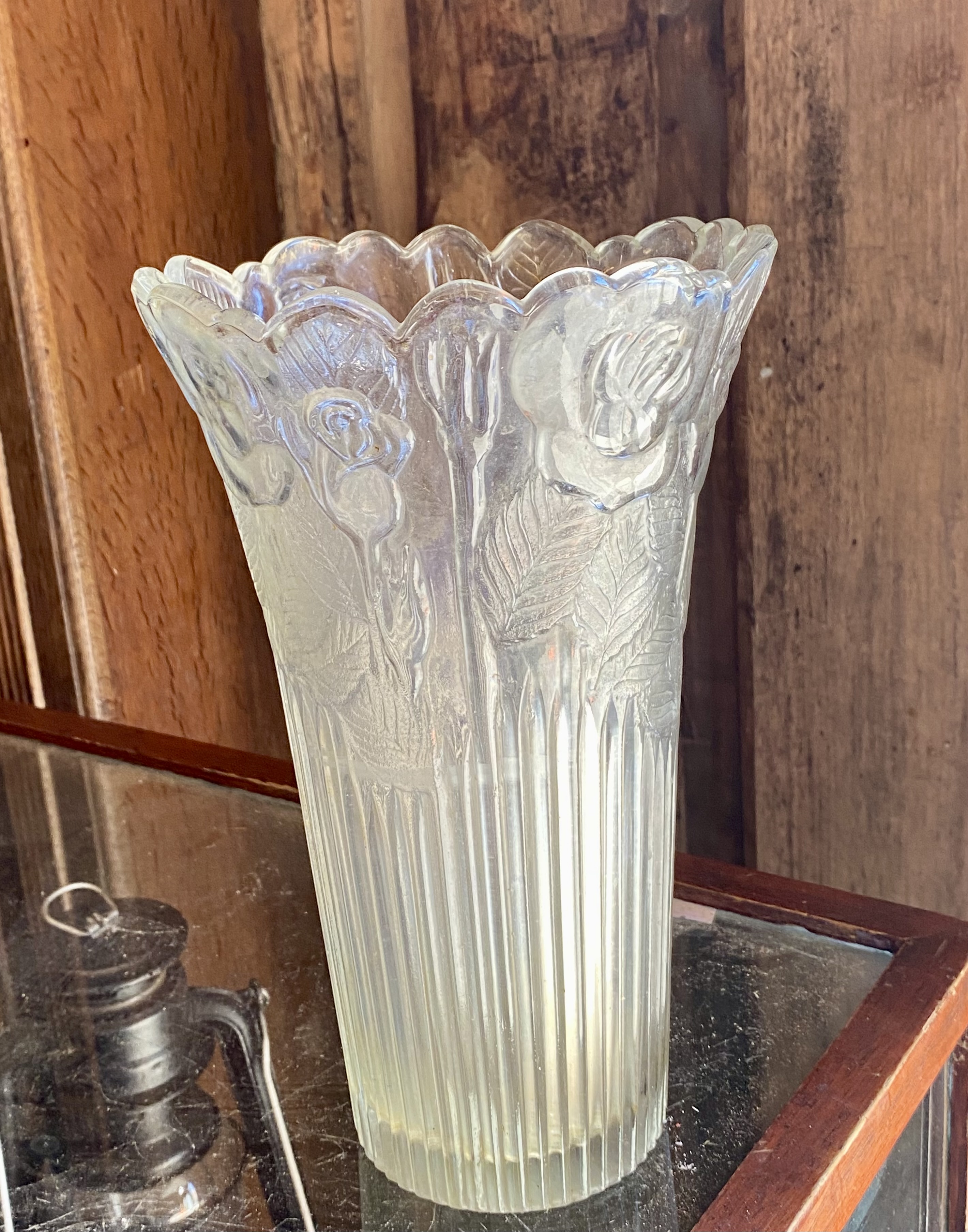 large-vintage-1930s-art-deco-frosted-rose-glass-trumpet-vase-25cm-212-2