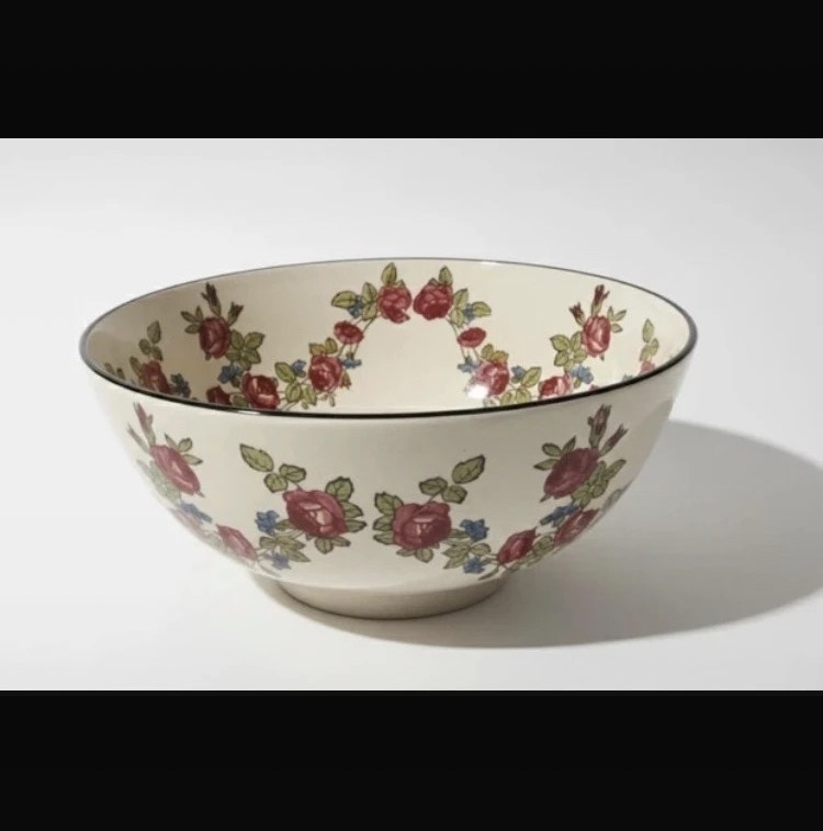 Lot 304: Large Vintage Royal Doulton / Franciscan “Orient” Pattern Large Bowl Antique Collectibles