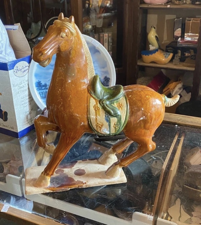 Lot 071: Large Vintage Tang Style Ceramic Horse – Sancai Glazed – 37cm