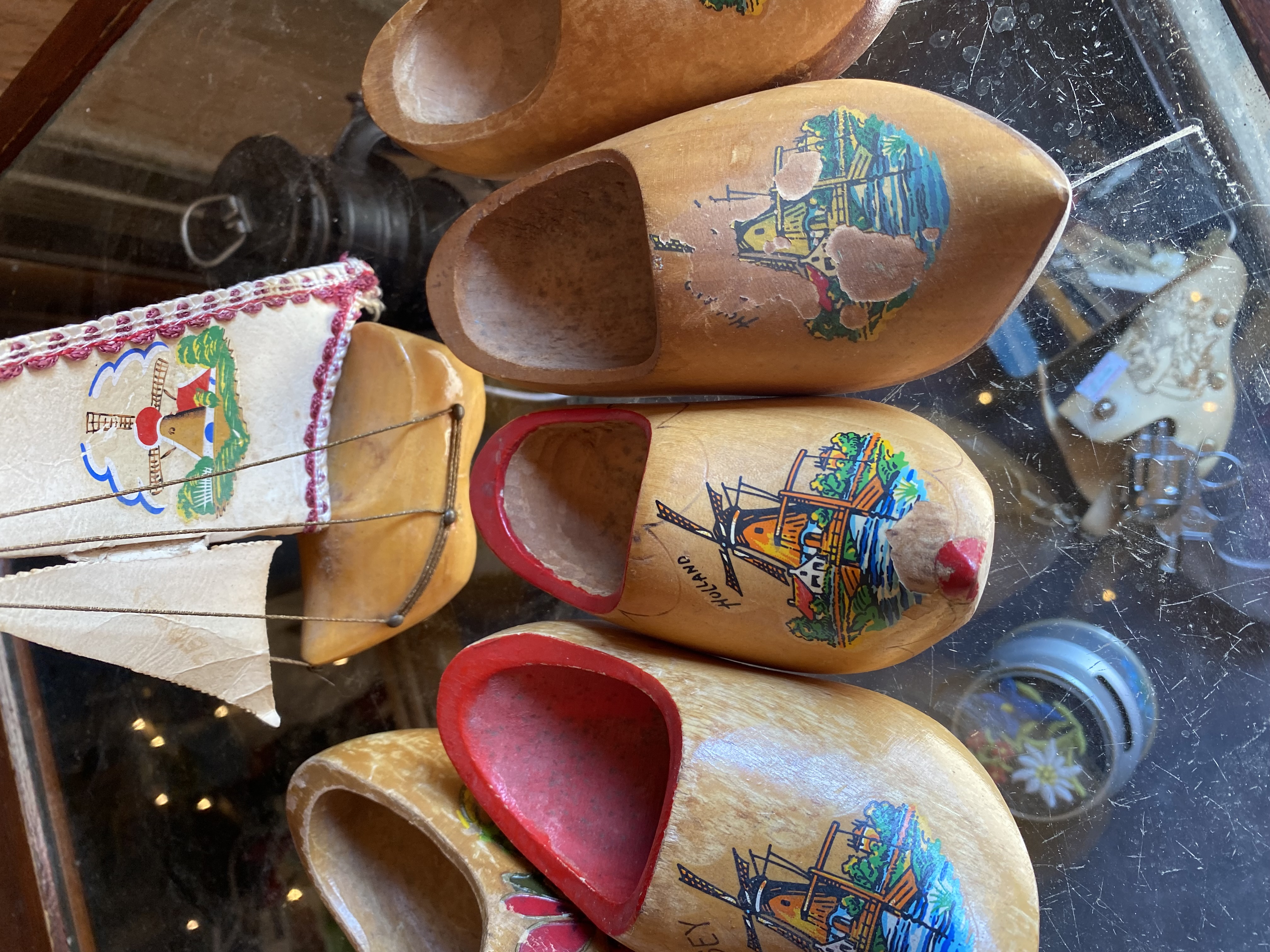 lot-of-vintage-dutch-channel-islands-wooden-clogs-clog-sailboat-souvenirs-228-3
