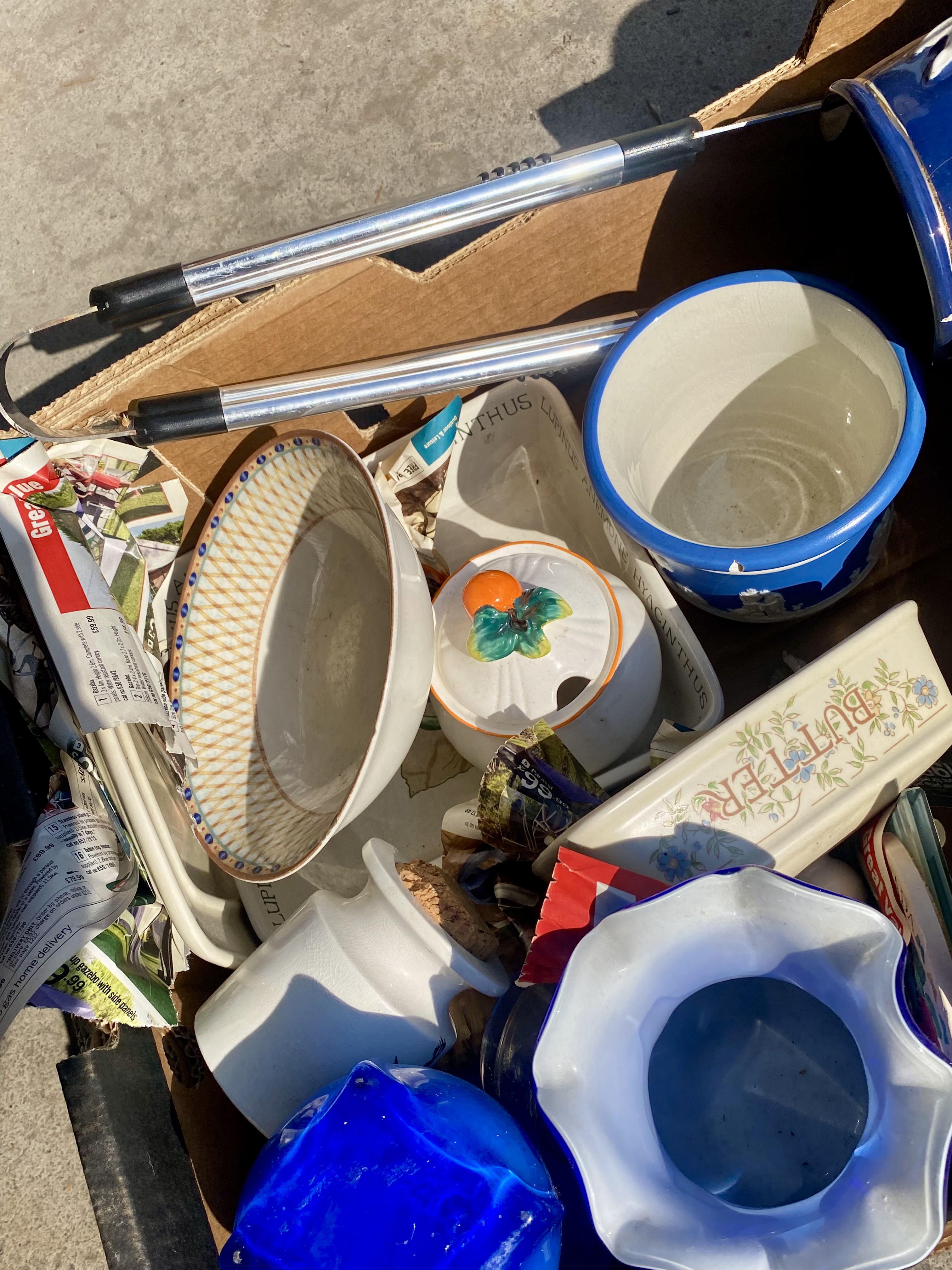 mixed-job-lot-ceramics-homeware-whitbread-tankard-blue-glassware-kitchenware-sold-as-found-266-4