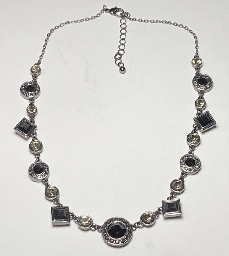 Lot 158: Modernist Geometric Statement Necklace - Grey/Black/Silver