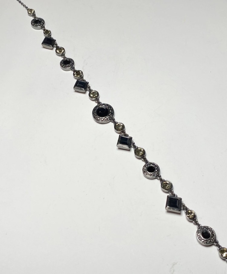 modernist-geometric-statement-necklace-grey-black-silver-158-2