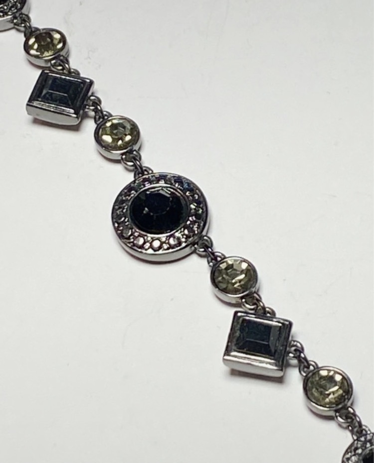 modernist-geometric-statement-necklace-grey-black-silver-158-3
