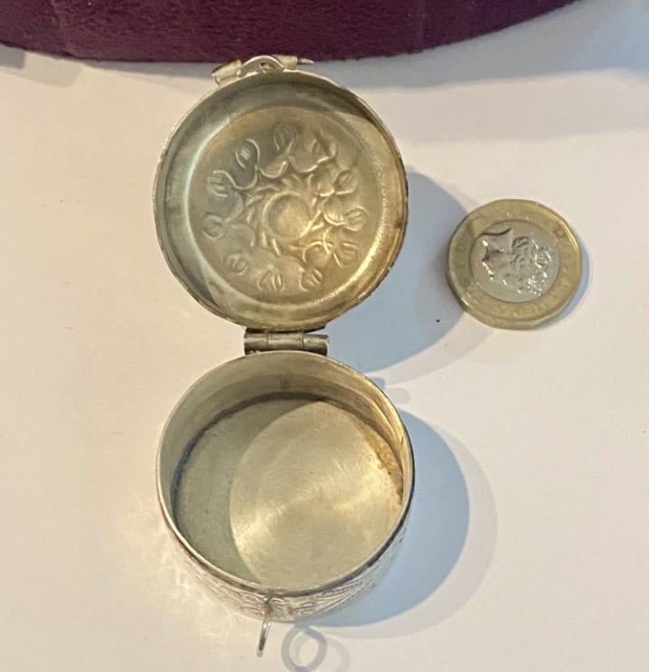 pair-of-antique-victorian-edwardian-silver-plated-trinket-pill-boxes-151-8