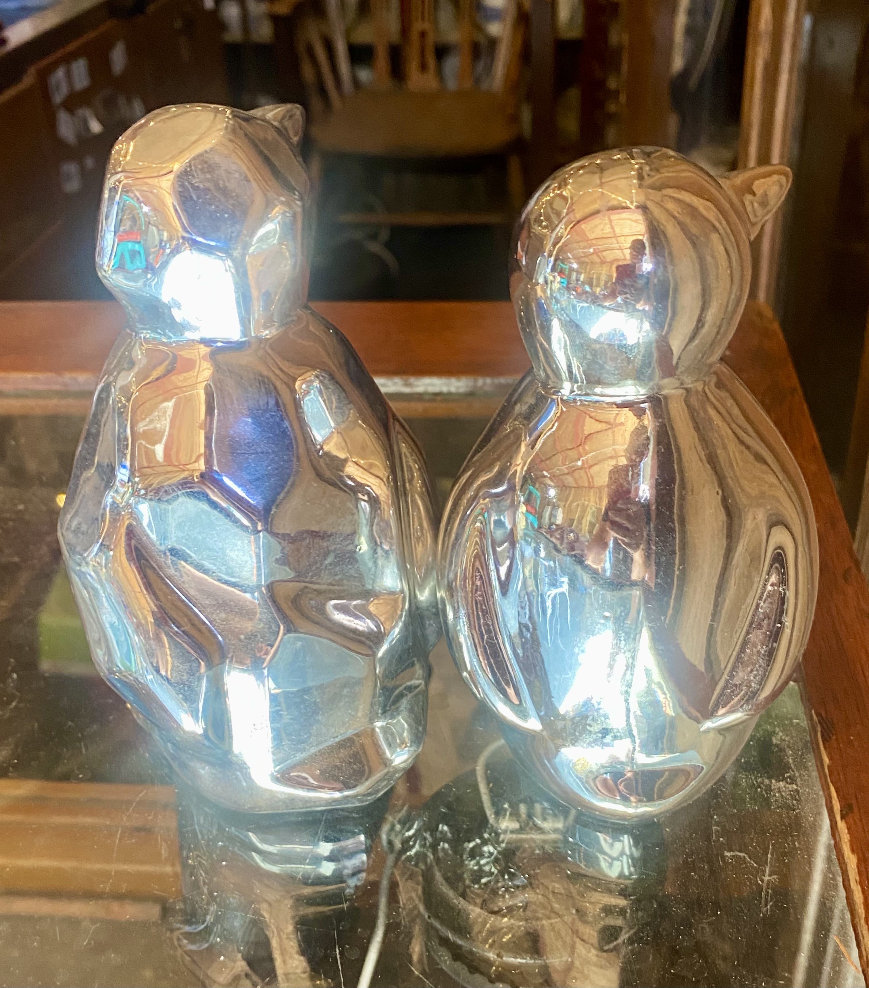 pair-of-modern-silver-chrome-ceramic-penguin-ornaments-15cm-241-3