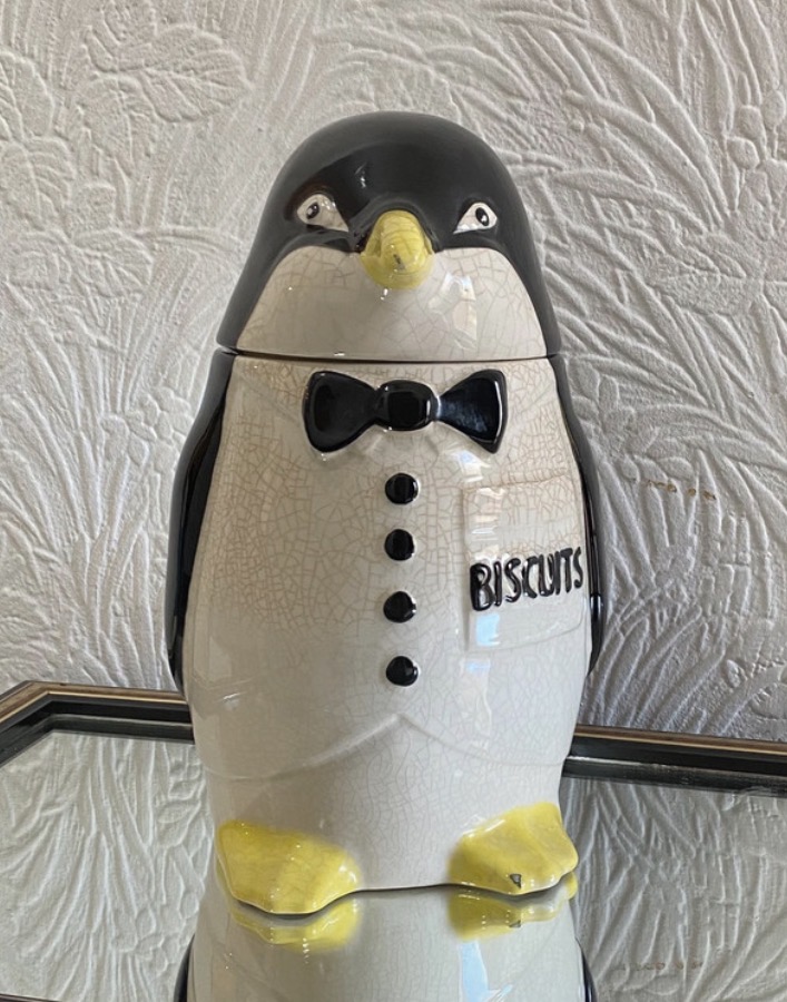 Lot 041: Rare Vintage Price Kensington Penguin Biscuit Barrel - Mid Century