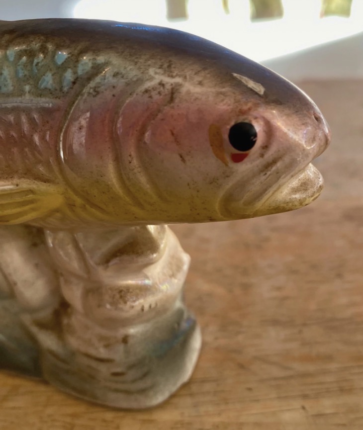 retro-salco-lustre-ware-rainbow-trout-thermometer-ornament-091-4