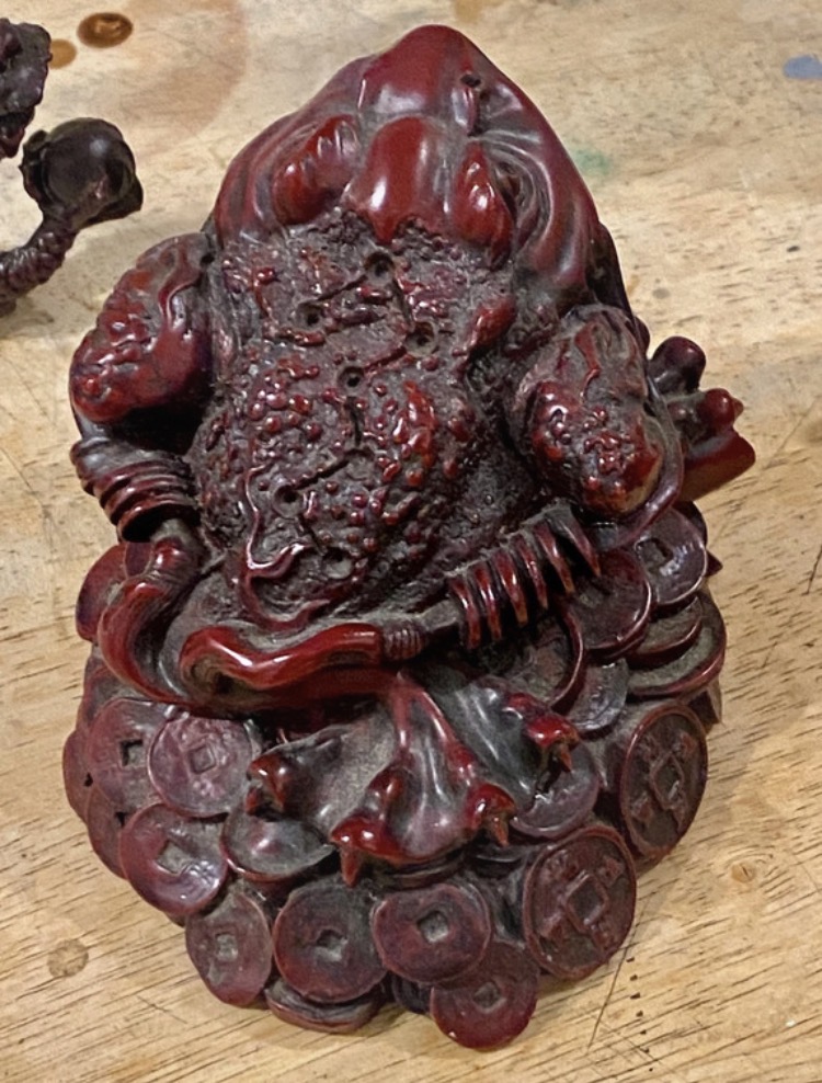 set-of-4-vintage-chinese-red-resin-figurines-dragon-money-toad-rat-monkey-270-6