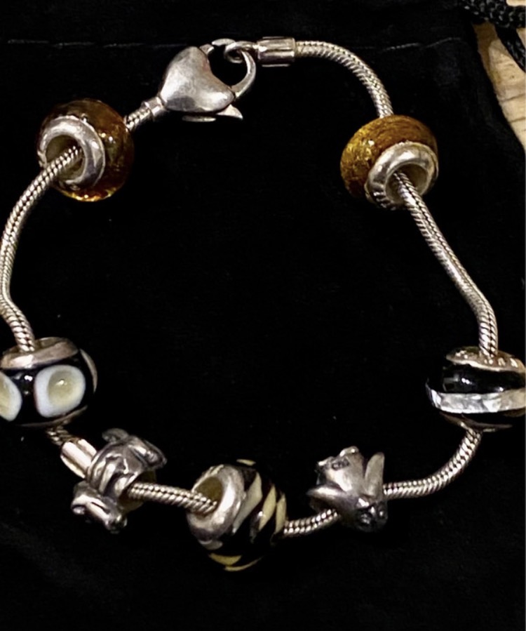 Lot 179: Solid Sterling Silver Charm Bracelet 925 – 19.5g 18cm | With Gift Bag