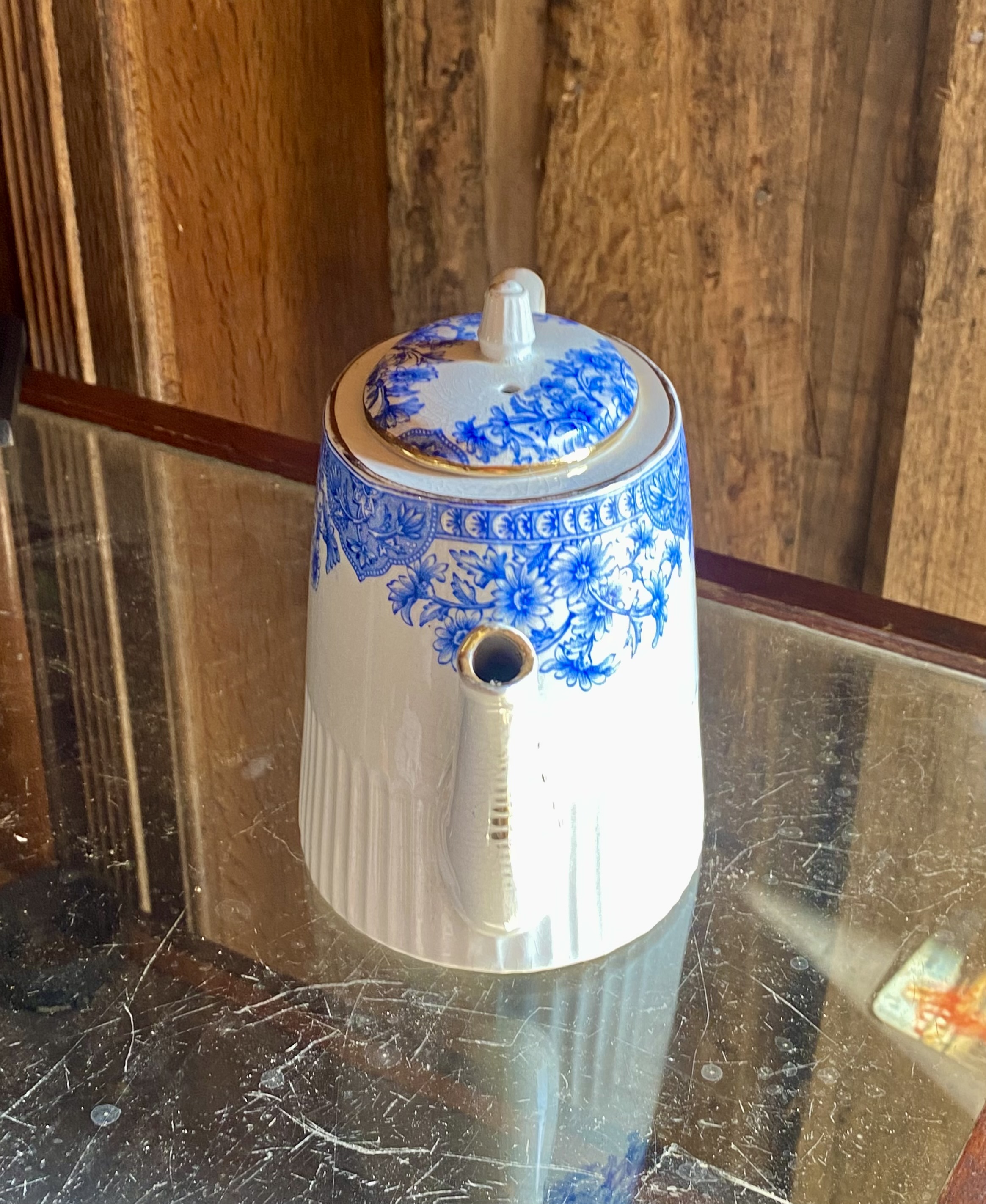 victorian-blue-white-teapot-dresden-pattern-reg-no-186085-c-1892-258-2