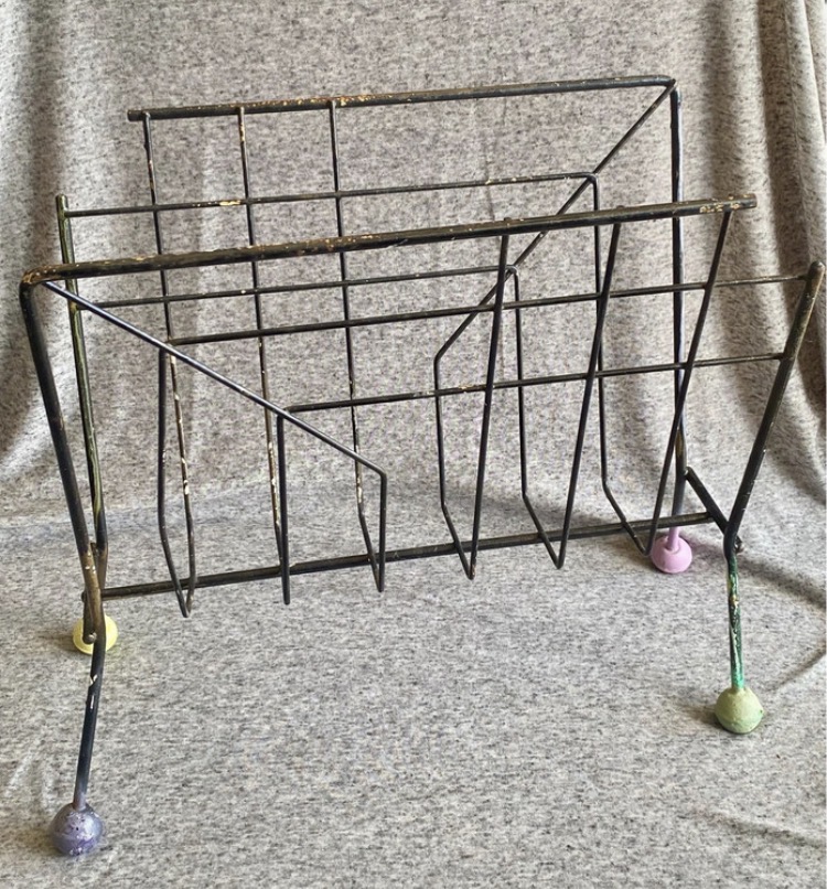 Lot 012: Vintage 1950s Atomic Wire Magazine & Record Rack