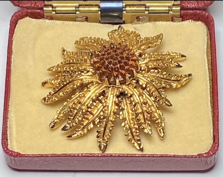 vintage-1960s-sarah-coventry-autumn-splendor-sunflower-brooch-box-054-4