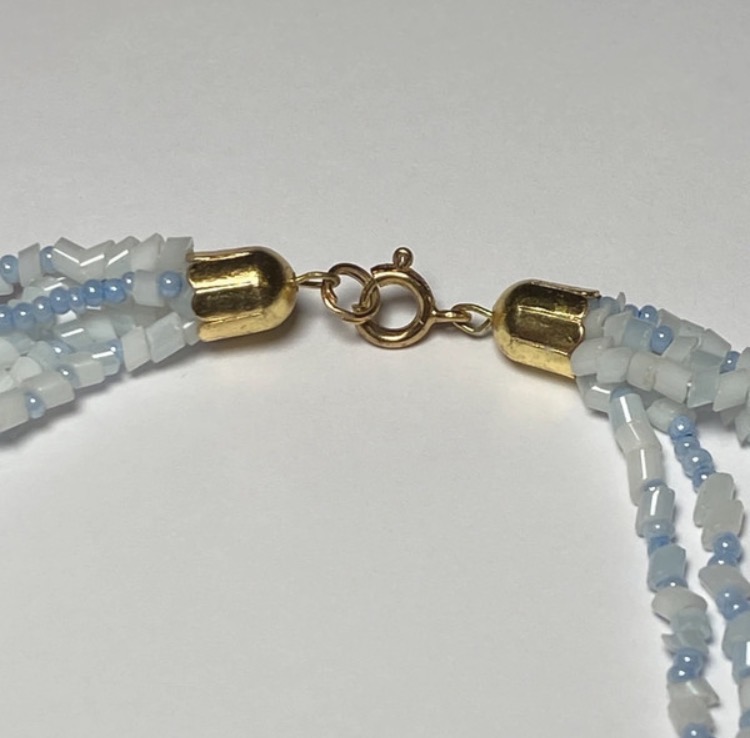 vintage-80s-blue-white-multi-strand-glass-bead-torsade-necklace-41cm-036-4