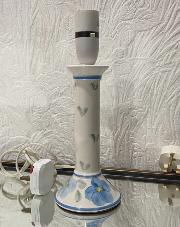 vintage-bhs-ceramic-table-lamp-blue-white-floral-27-5cm-073-2