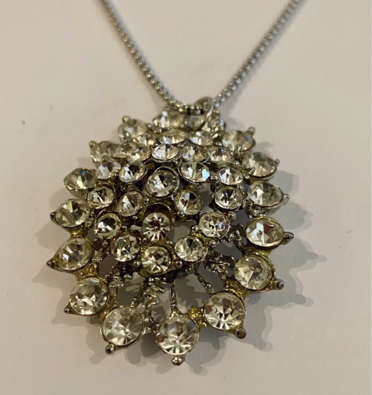 vintage-crystal-rhinestone-cluster-pendant-necklace-in-original-g-cornell-sons-jewellers-presentation-box-167-2