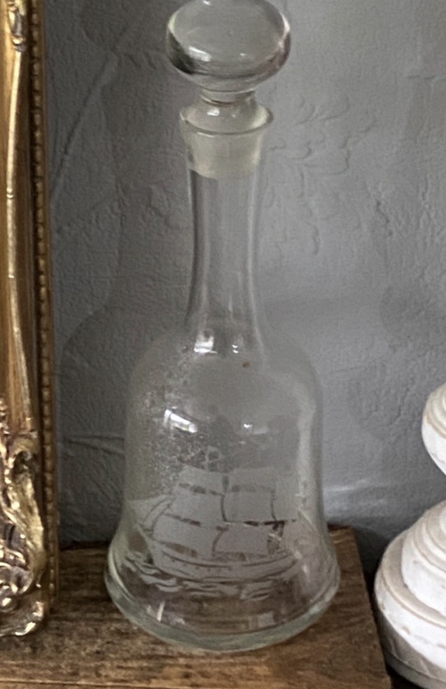 vintage-etched-glass-ship-decanter-32-5cm-mid-century-sailing-vessel-barware-282-4
