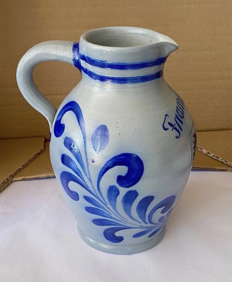 vintage-german-salt-glazed-stoneware-pitcher-jug-frankfurt-crest-bembel-24cm-cider-267-3