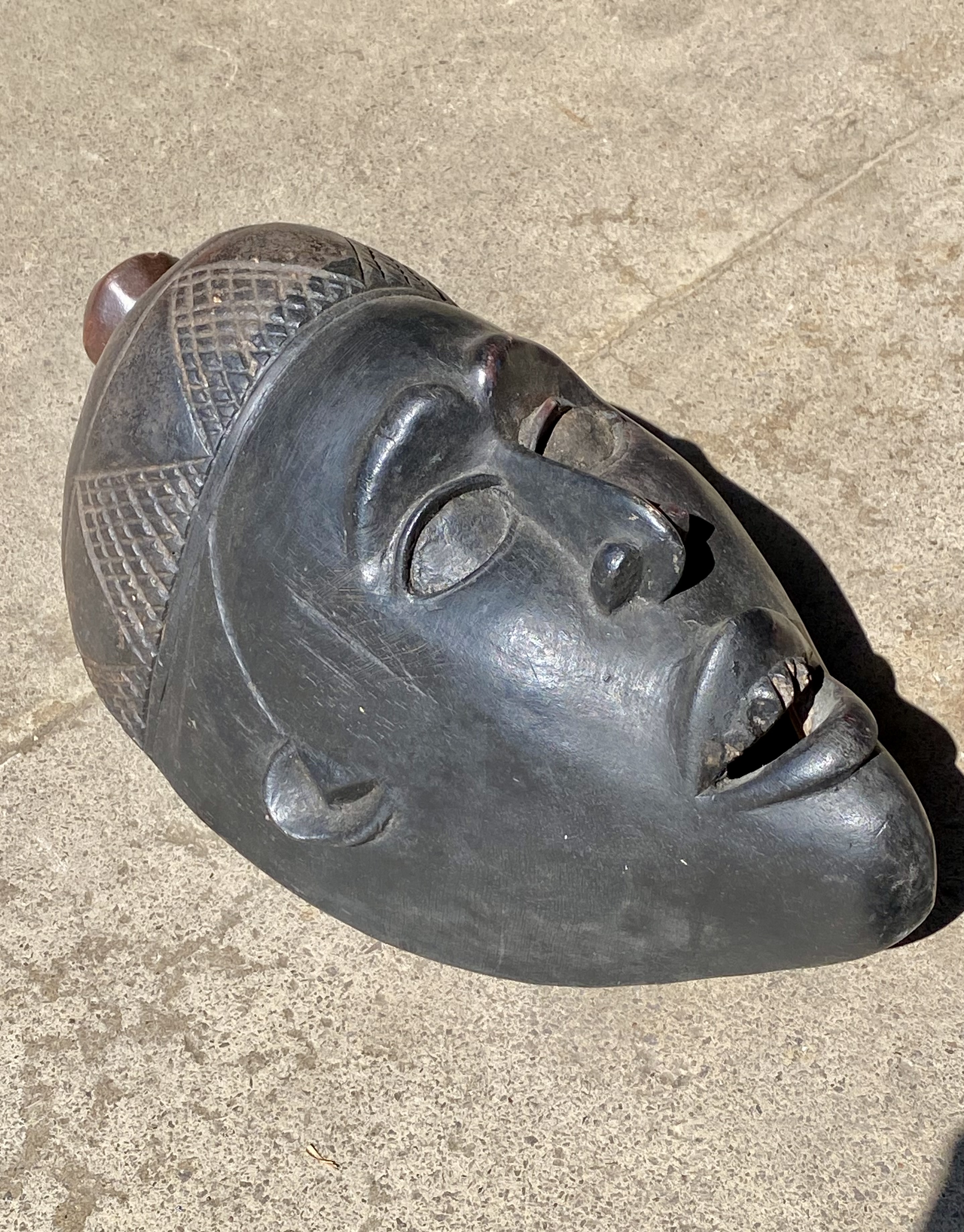 vintage-hand-carved-african-style-wooden-face-mask-39cm-x-20cm-223-2