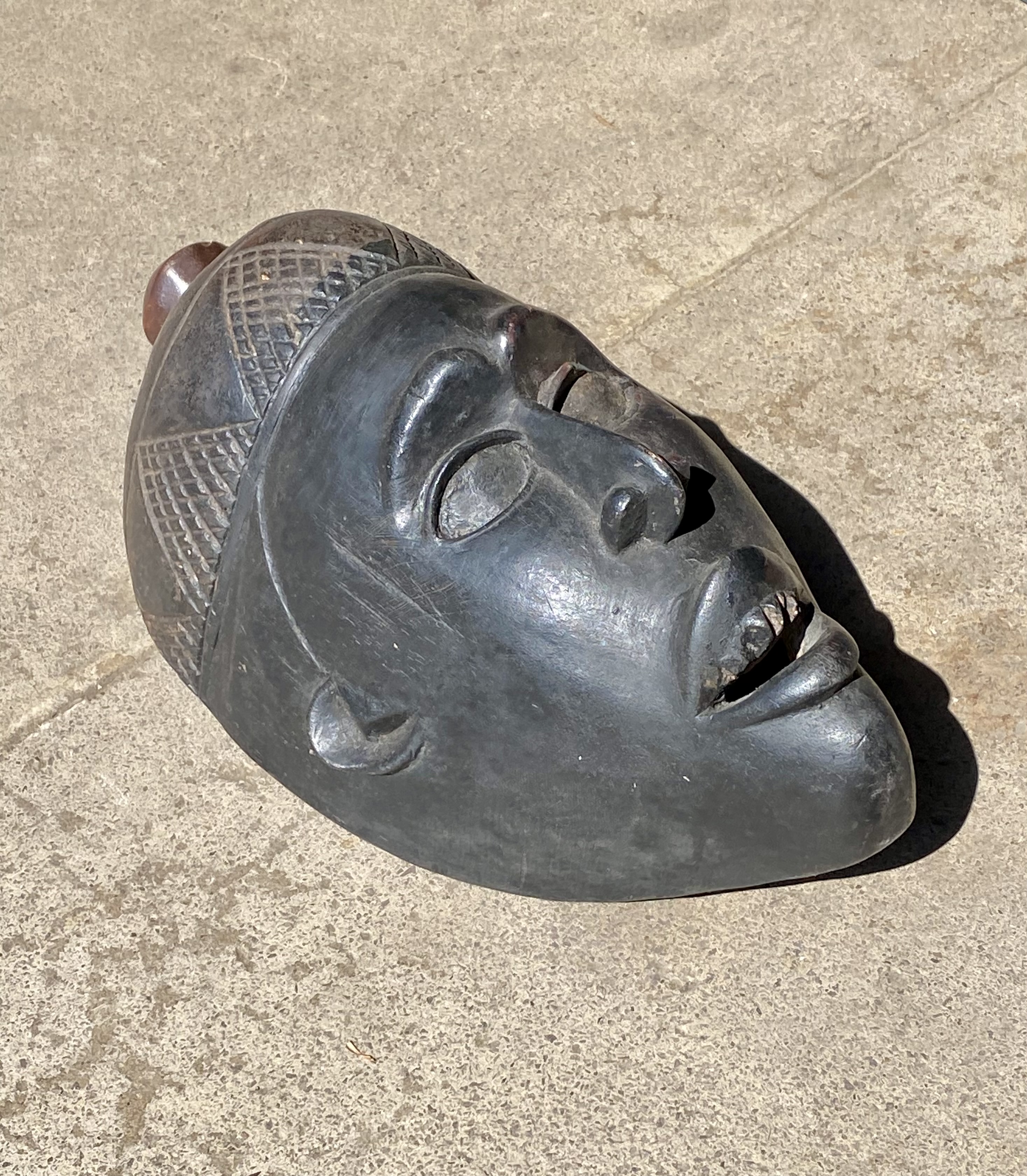 vintage-hand-carved-african-style-wooden-face-mask-39cm-x-20cm-223-4