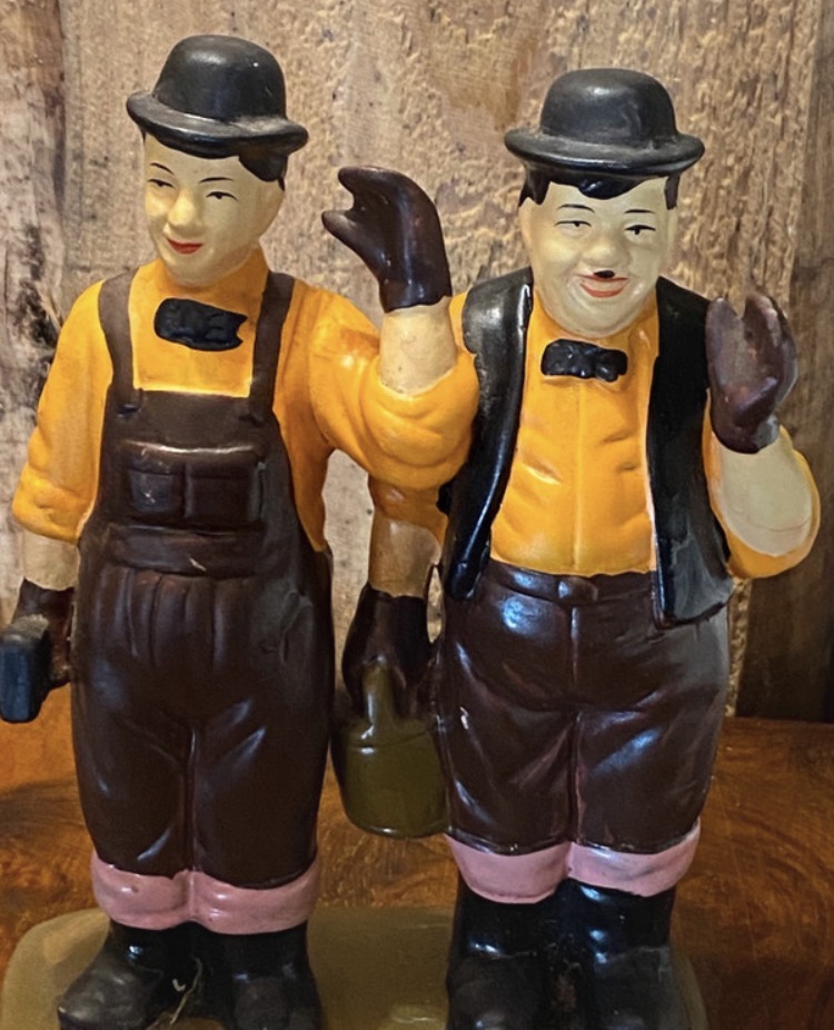 vintage-laurel-and-hardy-chalkware-figurine-13x19cm-028-5