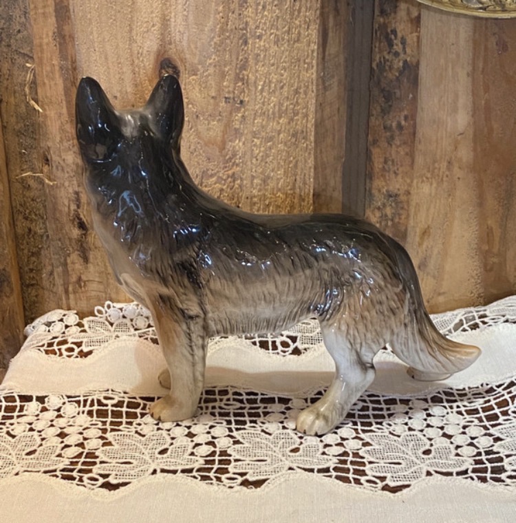 vintage-melba-ware-german-shepherd-figurine-large-23cm-070-4